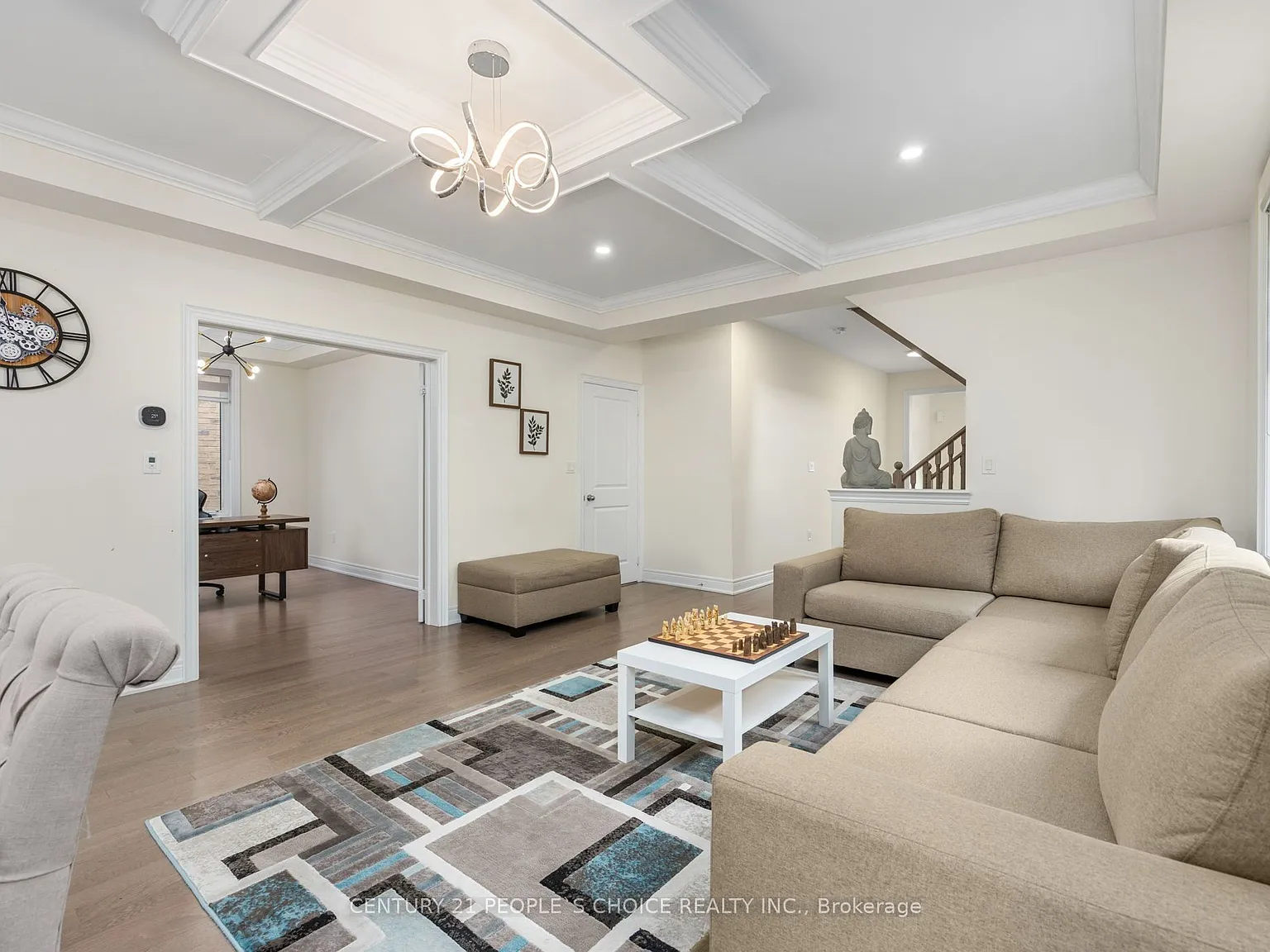 5 bed, $4,200 — Photo 3
