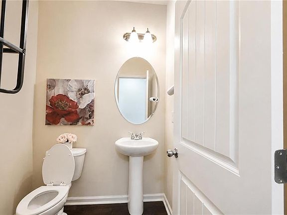 3rd image of 2066 Villa Spring Ct