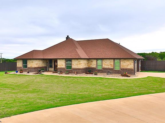 4th image of 225 Cedar Lake Dr