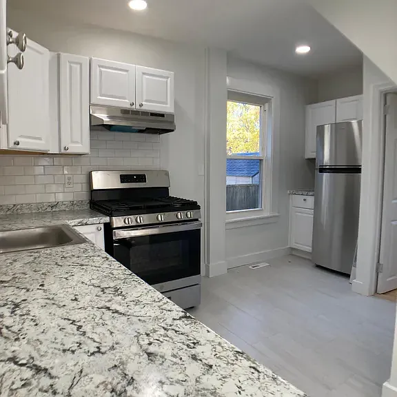 3 Winnemay St #1 — Photo 4