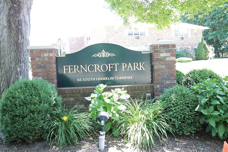 2nd image of 8 Ferncroft Park