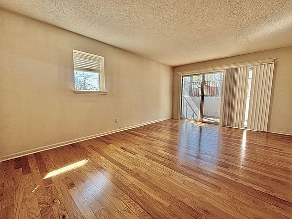 3rd image of 3953-3957 Warwick Blvd #3957-9