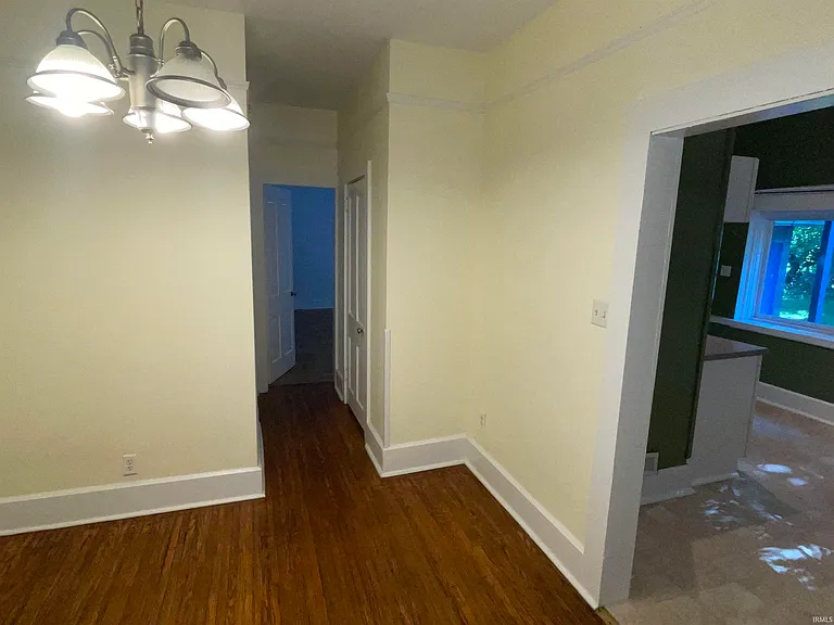 301 E University St #1 — Photo 9