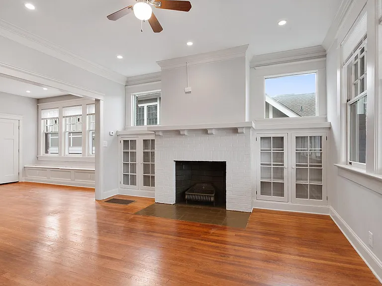 1161 Monroe Dr NE #B — Photo 2