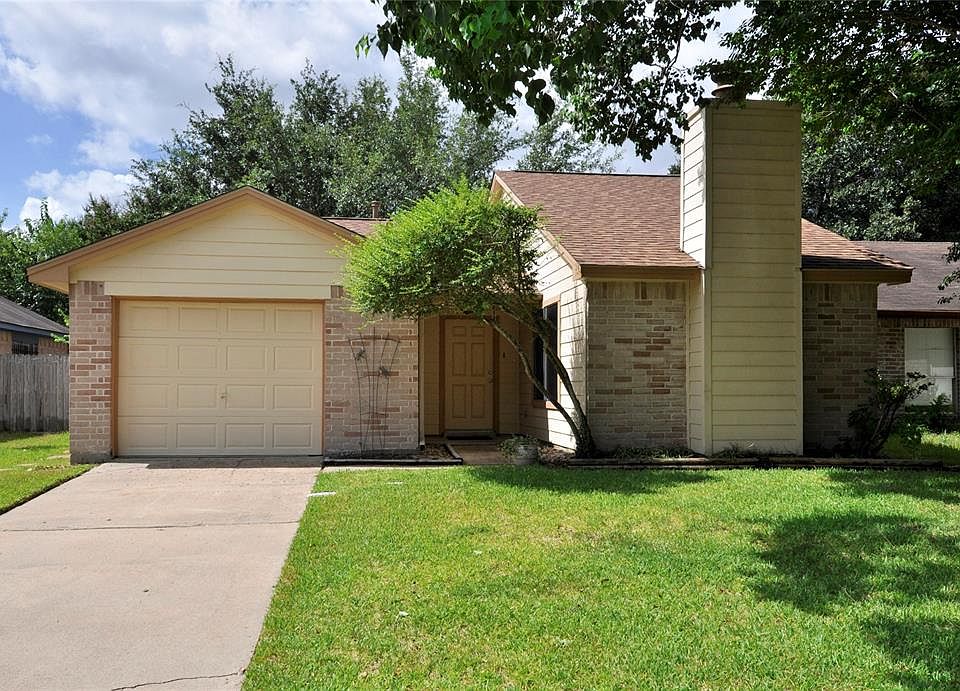 1st image of 19415 Cypress Bay Ct