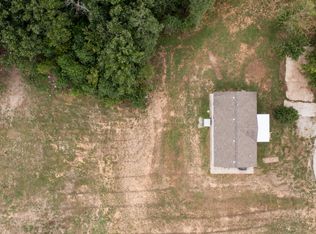 10 Holiday Ln, Buffalo, MO 65622