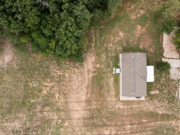 10 Holiday Lane, Buffalo, MO 65622