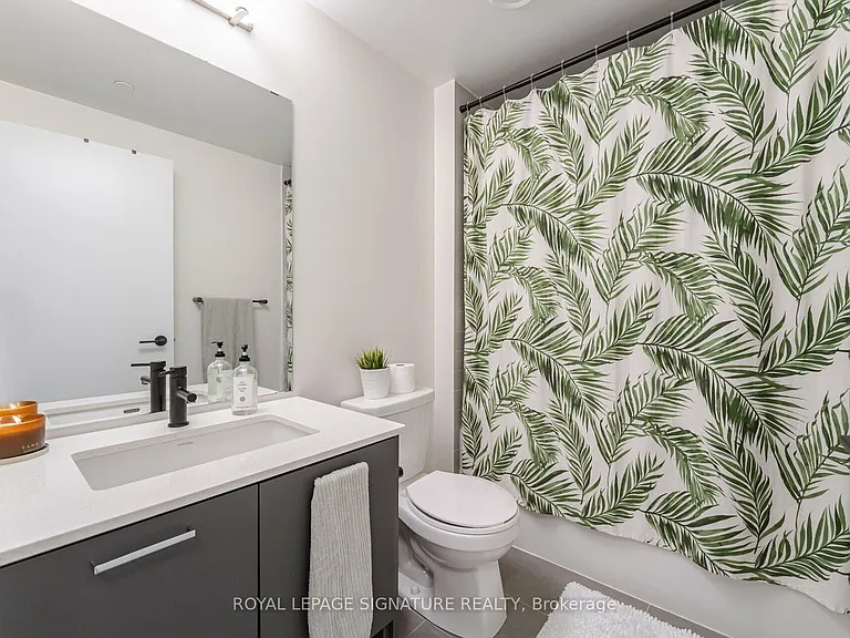 2300 Saint Clair Ave W #815 — Photo 24