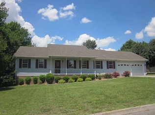 930 Walton Trl, Cookeville, TN 38501