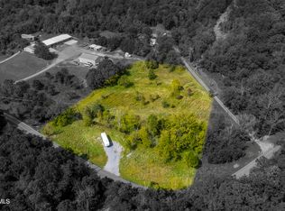 371 S Austin Springs Rd, Johnson City, TN 37601