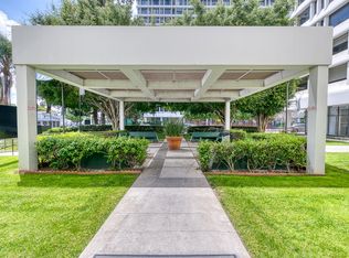 Bay Towers at Bixby Knolls - 55+ Senior Apartments, Long Beach, CA 90807
