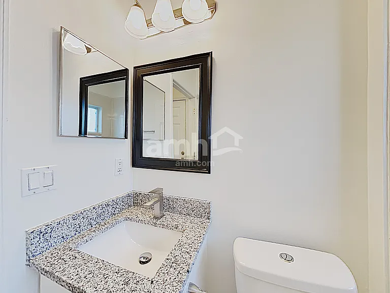 2219 Darlin Cir — Photo 15