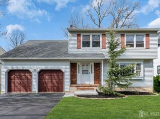 22 Ellison Ave, Edison, NJ 08820