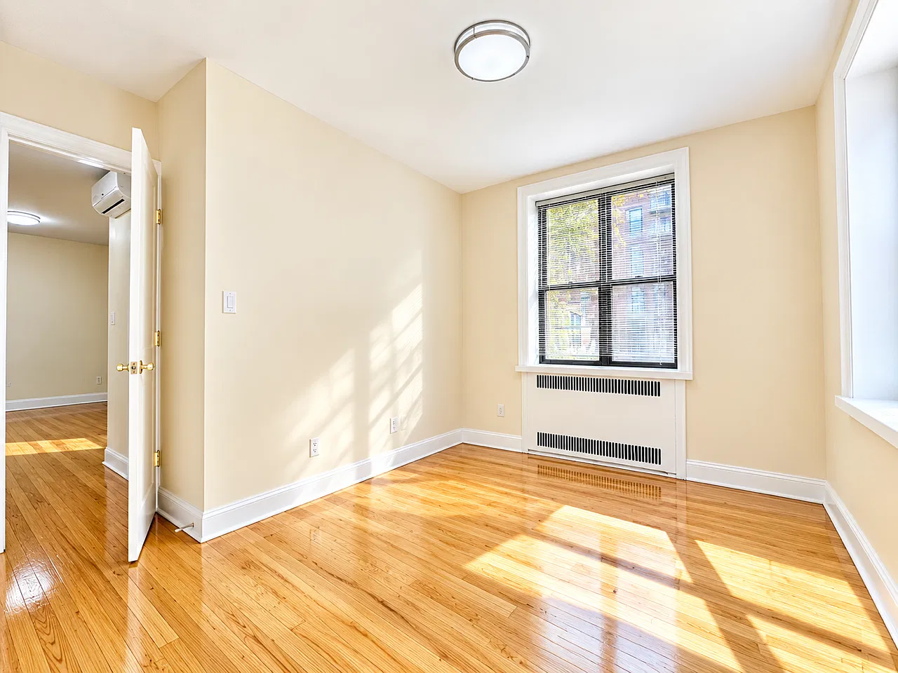 36-40 Bowne Street — Photo 3