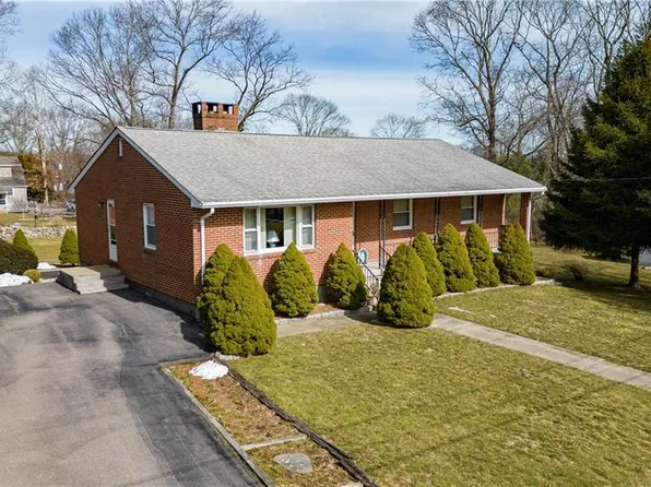 6 Horne Dr, Westerly, RI 02891