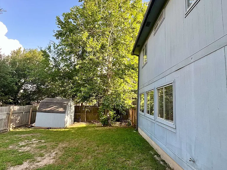 20805 Jumpers Delight Ln — Photo 38