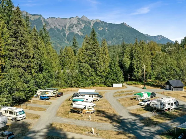 10443 Mount Baker Hwy #6, Deming, WA 98244