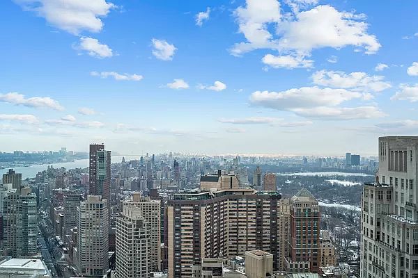 1st image of 80 Columbus Cir #67A