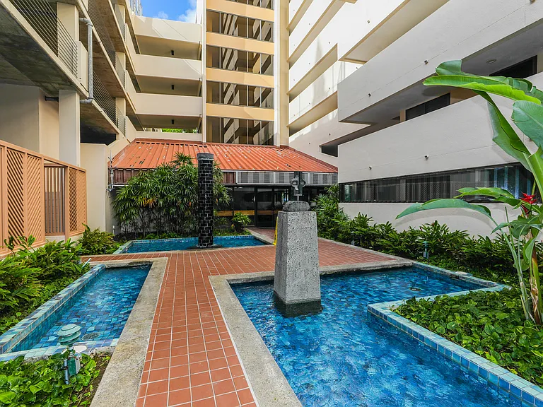 555 Hahaione St #B100 — Photo 55