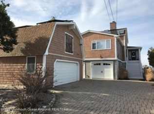 111 Pershing Blvd, Lavallette, NJ 08735