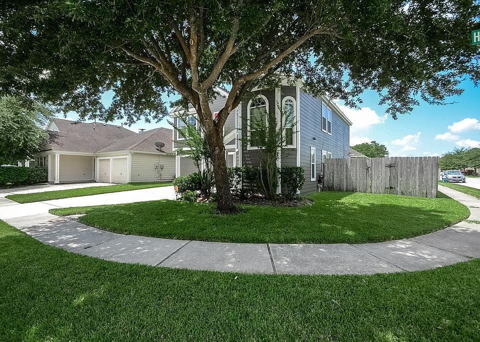1st image of 16627 Hodgefield Ln