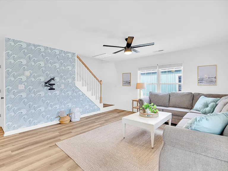 608 Greenville Ave #B — Photo 12