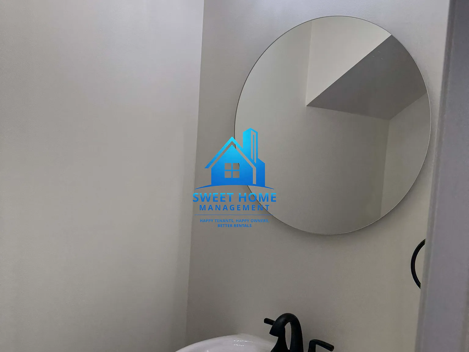 4 bed, 2.5 bath, 1704 sqft, $1,900 — Photo 4