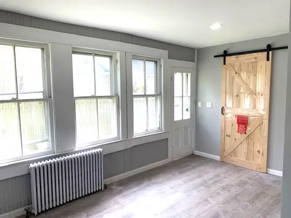 75 Foster Ave Floor 1, Sayville, NY 11782