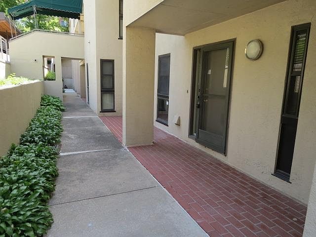 1st image of 4565 Walnut St
