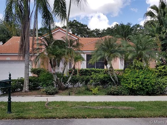 4th image of 3110 Hidden Hollow Ln #1