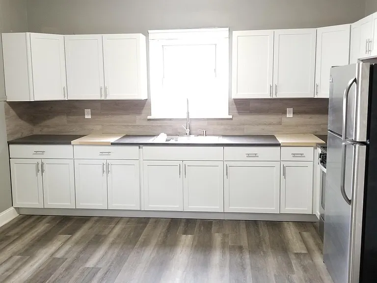 2501 Wisconsin St — Photo 3