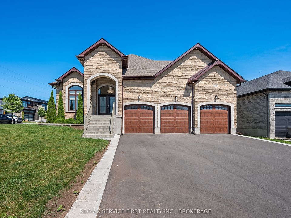 1st image of 636 Mandara Dr