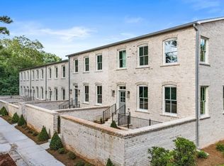 505 Woodhollow Dr #11, Roswell, GA 30075