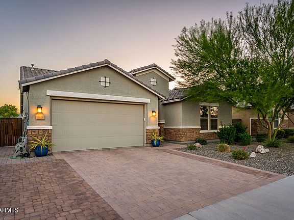 4th image of 5526 N 188TH Lane