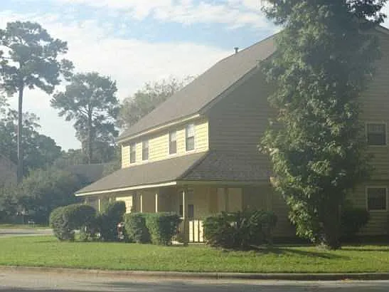 Coastal Place Apartments