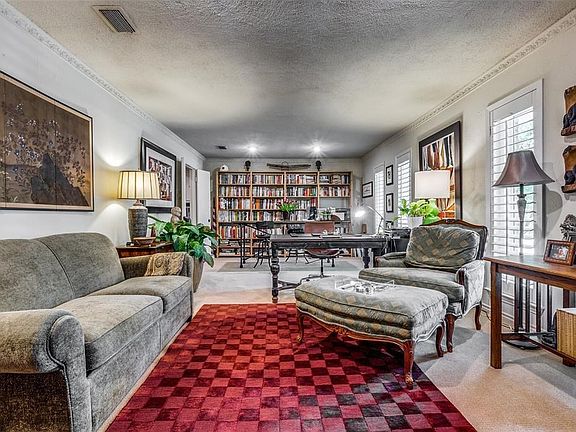 3rd image of 10939 Yorkspring Dr