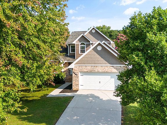 2nd image of 4407 Foothills Dr
