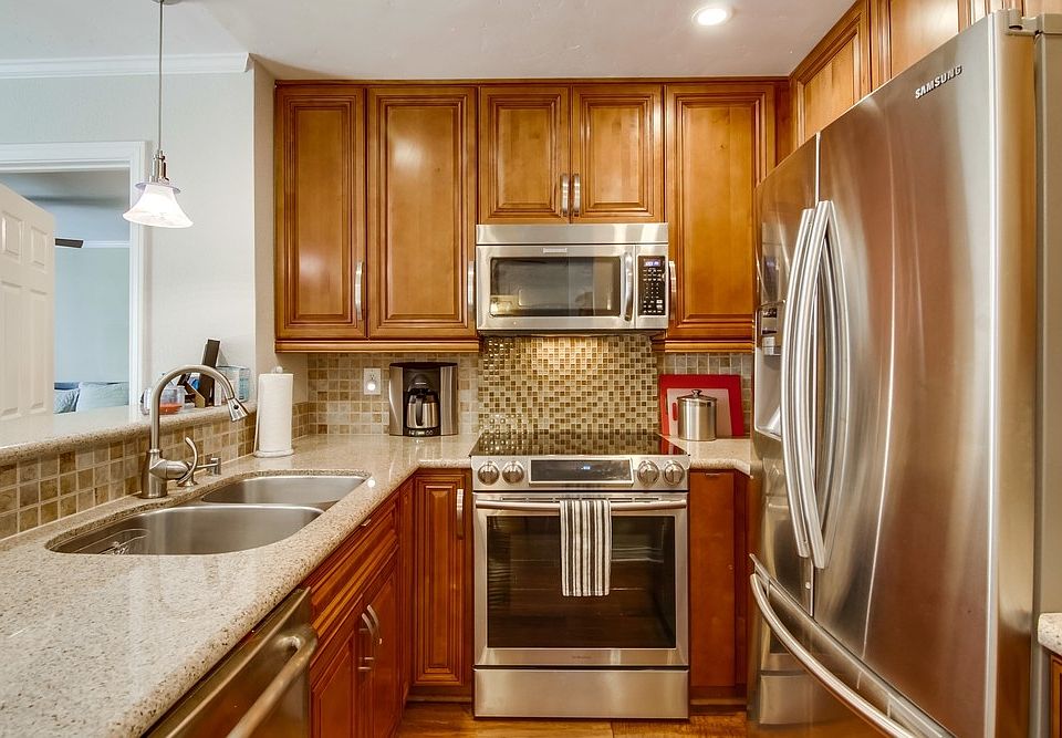 1st image of 3078 Broadway Unit 104