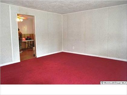 2nd image of 40 Lakeview Dr