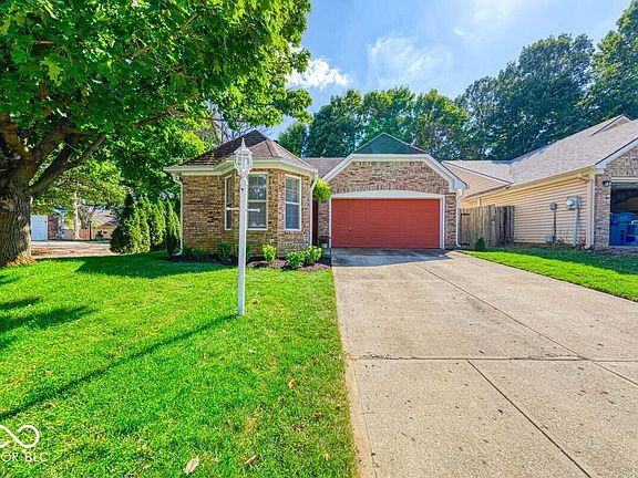 2nd image of 5167 Pin Oak Dr