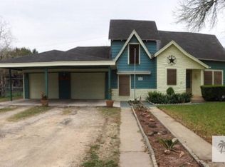741 S 3rd St, Raymondville, TX 78580