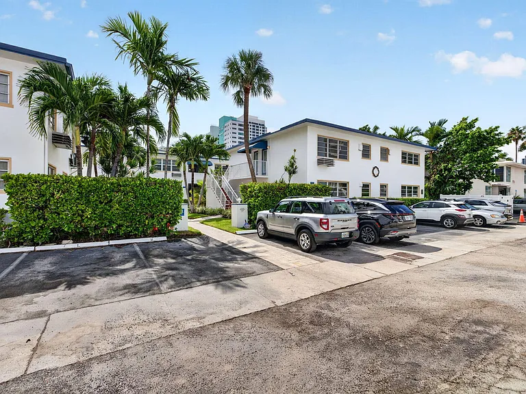 624 Orton Ave #3 — Photo 42