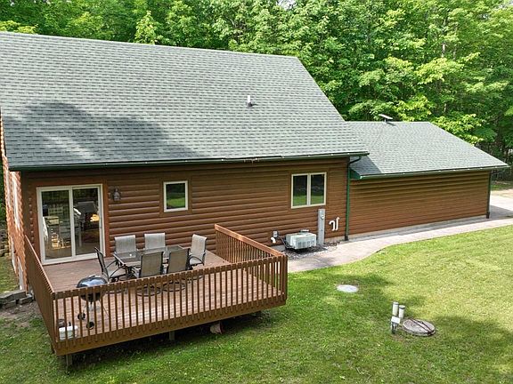 3rd image of 1780 Amik Lake Ln