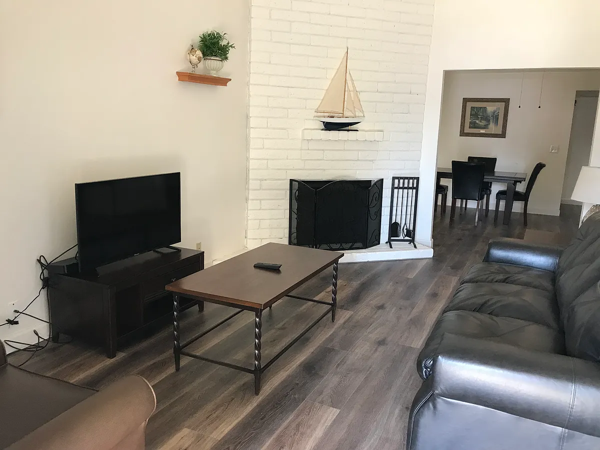 Building Photo - 5966 Moss Creek Cir