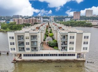 153 The Promenade, Edgewater, NJ 07020