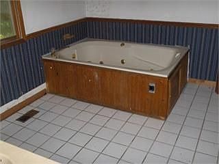 5th image of 1720 Trotter Ave