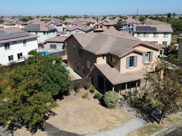 709 Green Plz, Lathrop, CA 95330