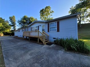 505 Dutch Ridge Rd, Parkersburg, WV 26104