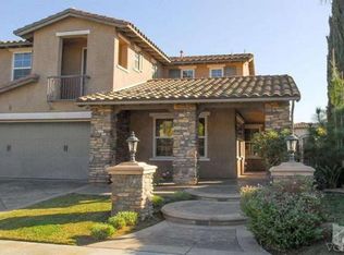 378 Park Cottage Pl, Camarillo, CA 93012