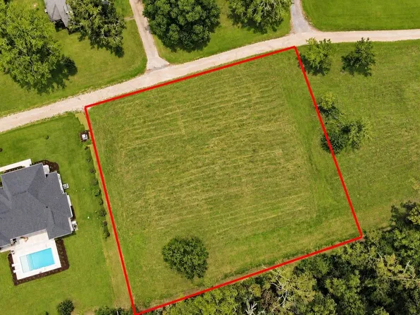 LOT Three C Rivault Ln #B, Prairieville, LA 70769